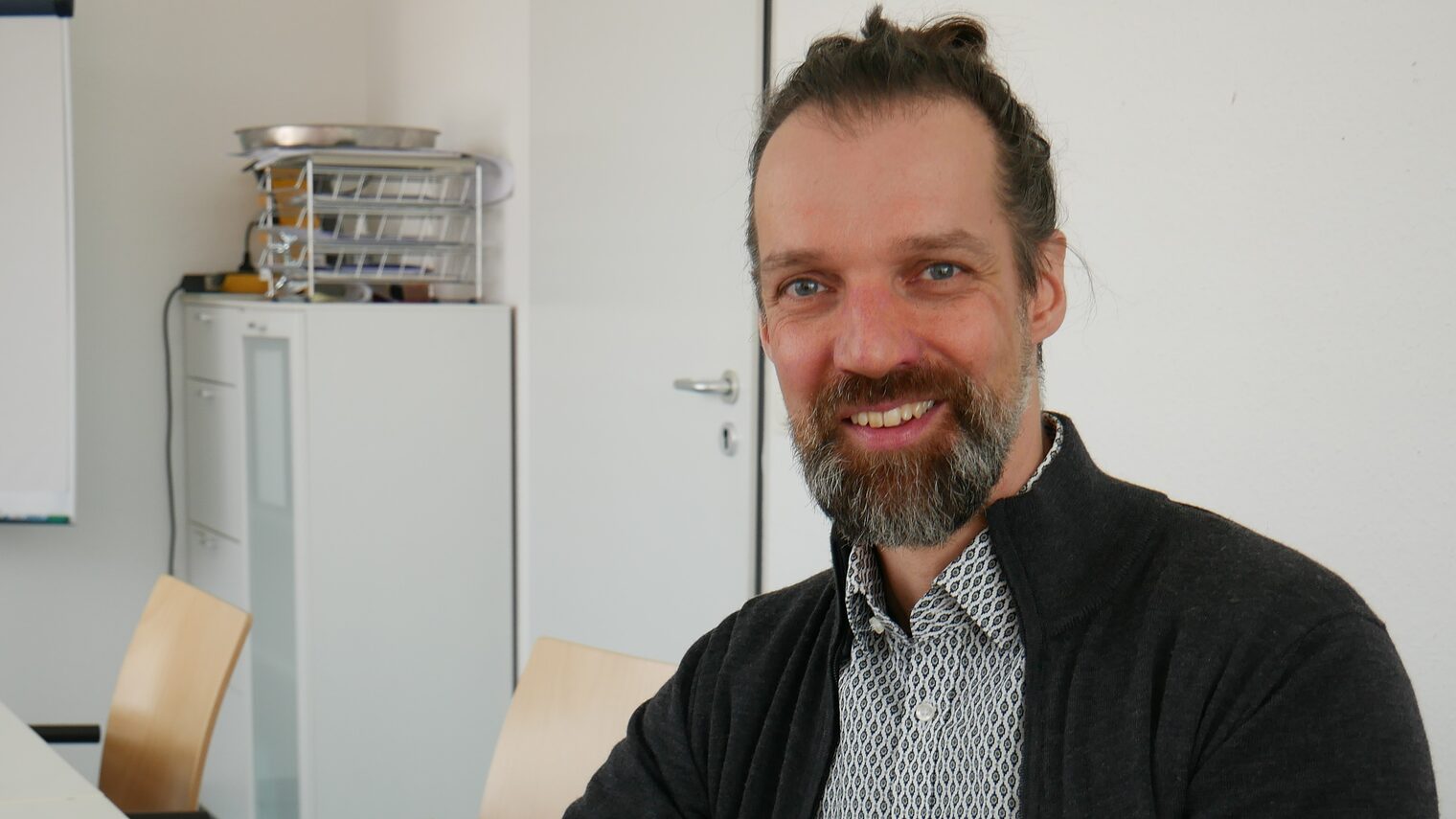 Lars Kiefer, Leiter des Kompetenzzentrums Mediensucht in Singen, ist Experte in Sachen Mediensucht.