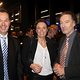mehrere Personen beim Neujahrsempfang