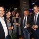 mehrere Personen beim Neujahrsempfang