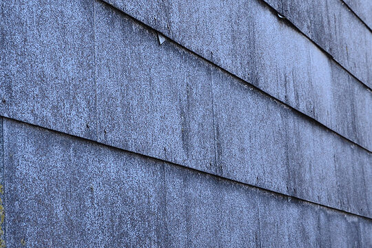 Asbest-Sachkunde: Aufgrund der Corona-Pandemie gibt es nun eine Schonfrist für die Verlängerung des Nachweises.