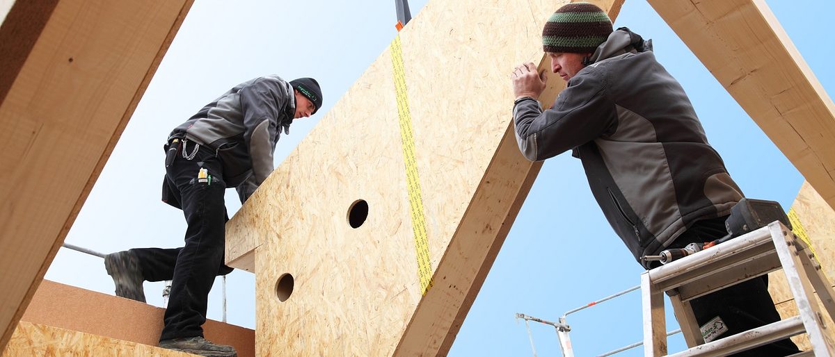 Eigentlich läuft es rund auf dem Bau. Vielen Baubetrieben bereiten allerdings die Lieferengpässe bei Baumaterialien Kopfzerbrechen. Eigentlich läuft es rund auf dem Bau. Vielen Baubetrieben bereiten allerdings die Lieferengpässe bei Baumaterialien Kopfzerbrechen.