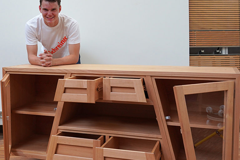 Sideboard: Gesellenstück von Timo Ebner