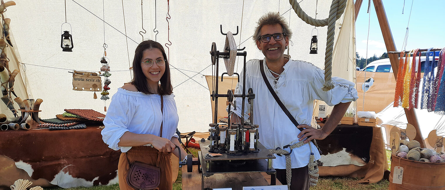 Seilerhandwerk: Sophie Muffler und Martin Benz
