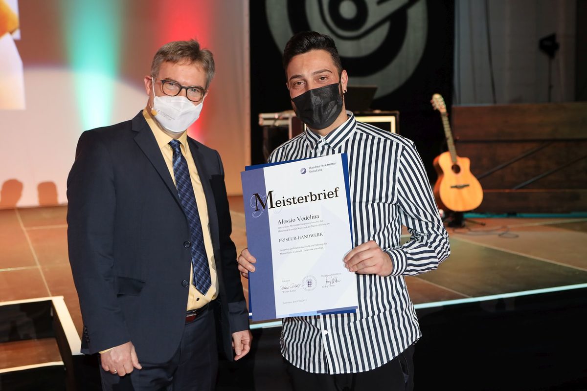 Meisterfeier II 2021 - Meisterbriefübergabe 12