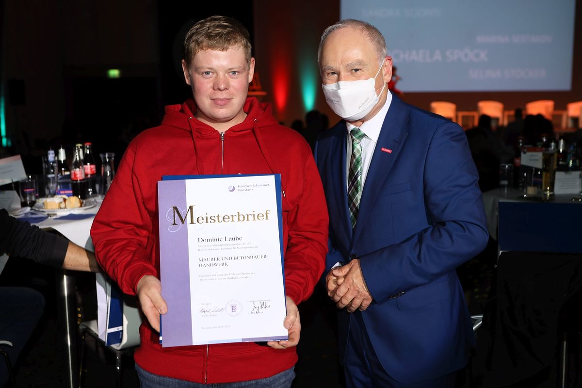 Meisterfeier II 2021 - Meisterbriefübergabe 16