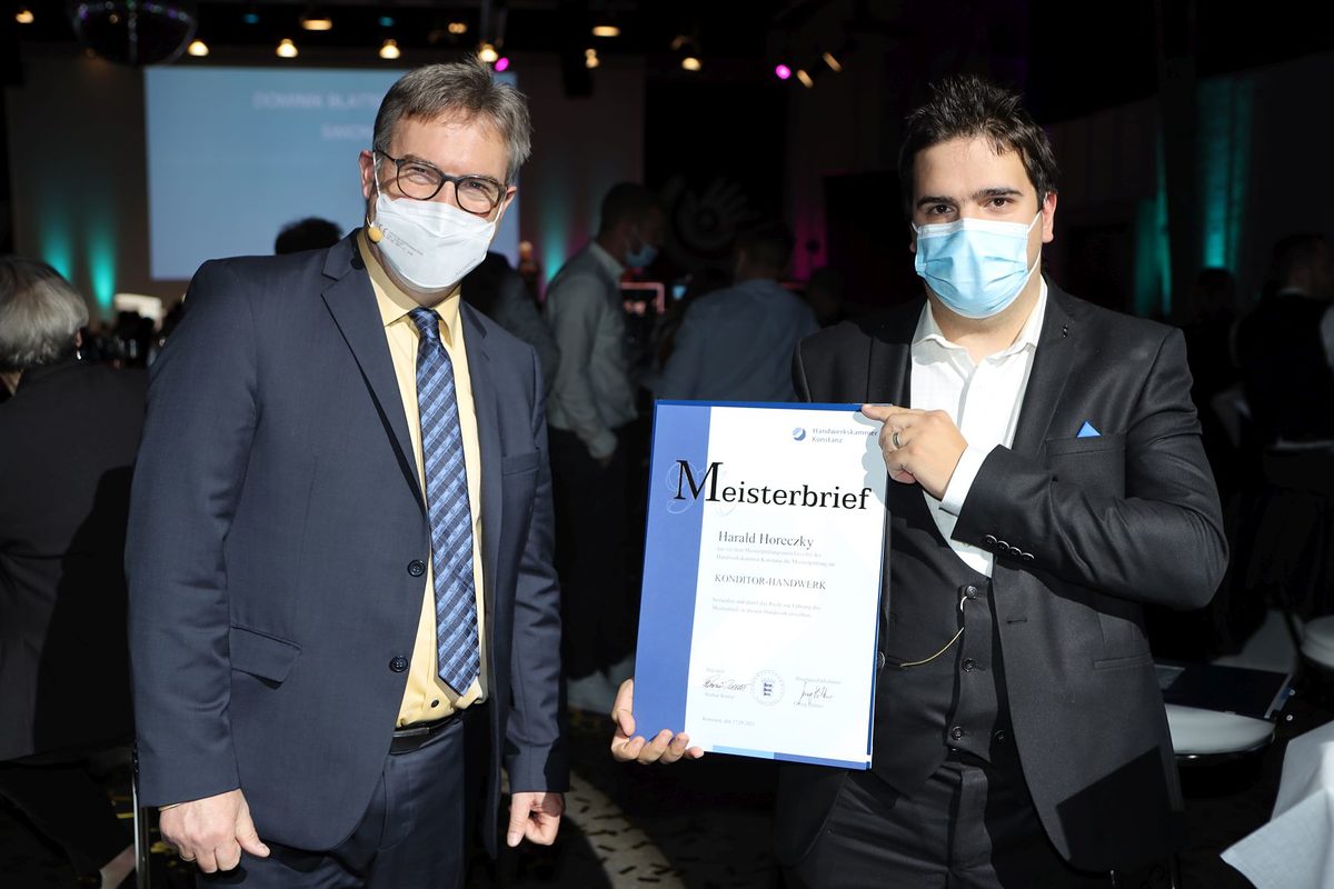 Meisterfeier II 2021 - Meisterbriefübergabe 30