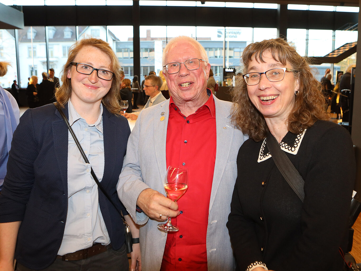 Gäste beim Frühjahrsempfang der Konstanzer Wirtschaftskammern im Bodenseeforum 2023.