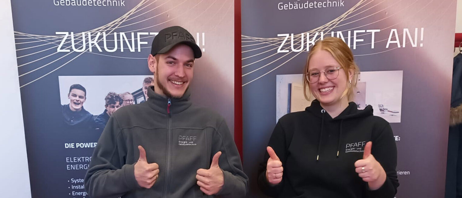 Lisa Obergfell und Manuel Bauer von der Firma Pfaff Energie- und Gebäudetechnik in Königsfeld sind Ausbildungsbotschafter.