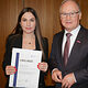Portrait Betriebswirte-Absolventin mit Werner Rottler