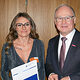 Portrait Betriebswirte-Absolventin mit Werner Rottler