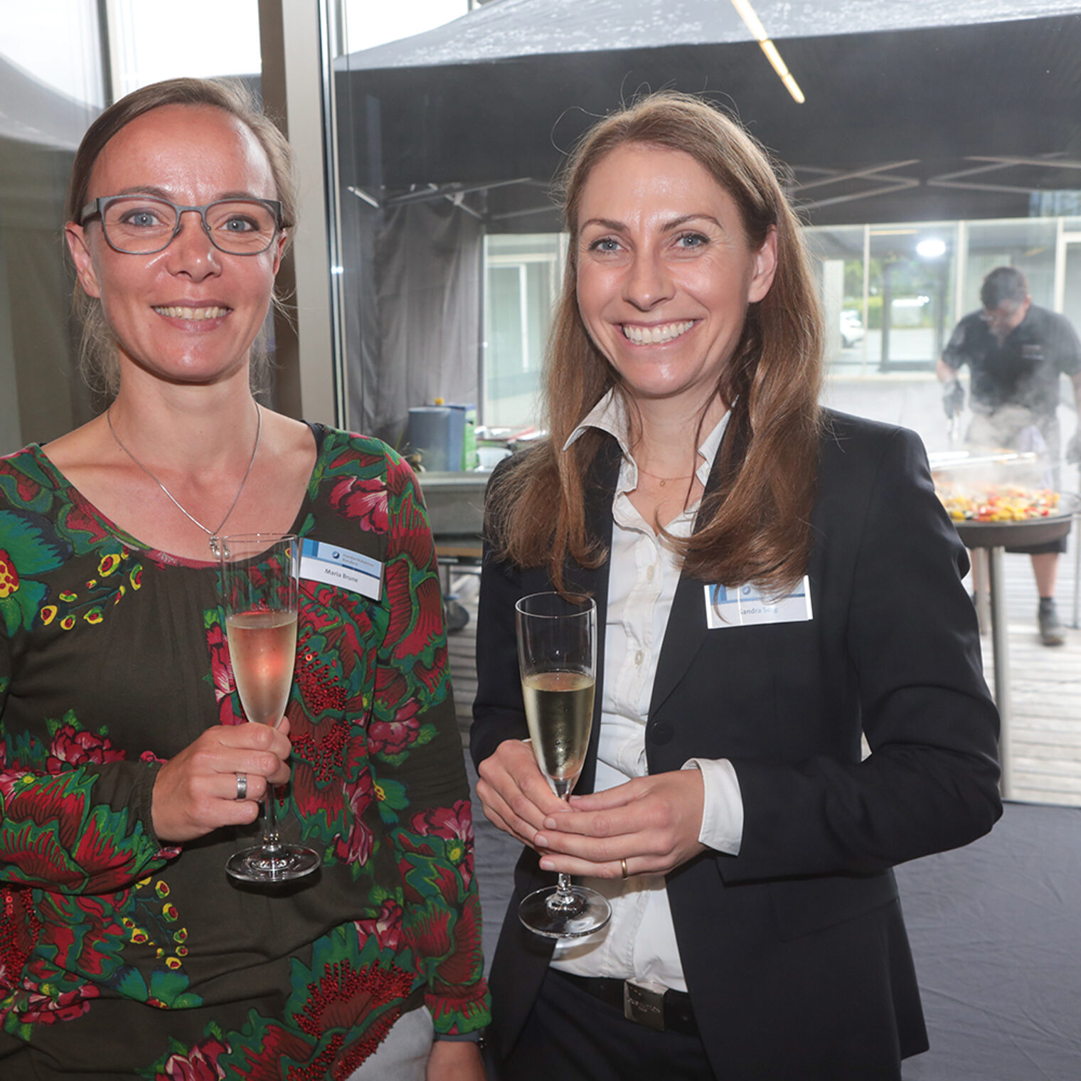 Portrait von Maria Brune und Sandra Sorg auf der Sachverständigentagung 2024 der Handwerkskammer Konstanz.