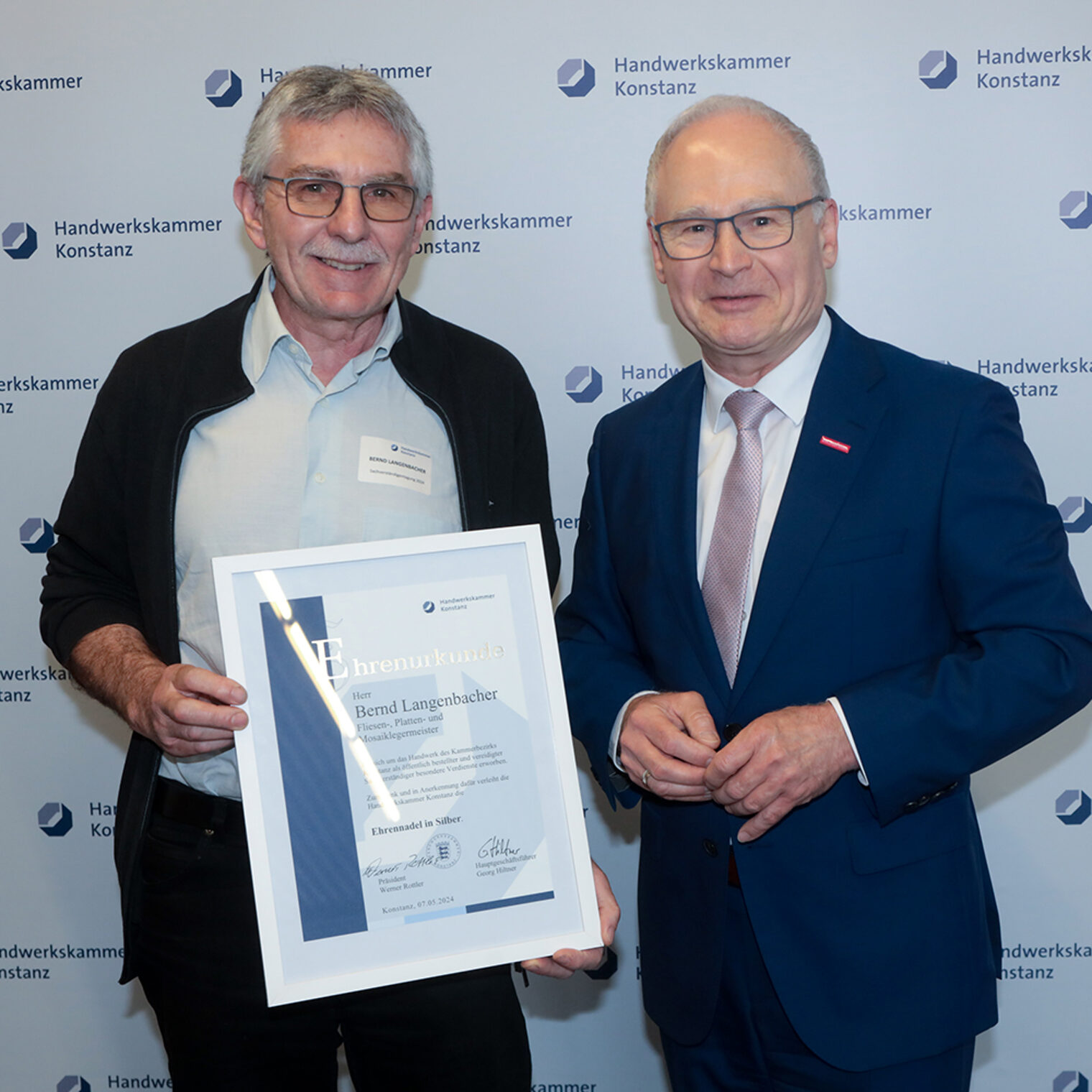 Ehrung während der Sachverständigentagung 2024 der Handwerkskammer Konstanz.