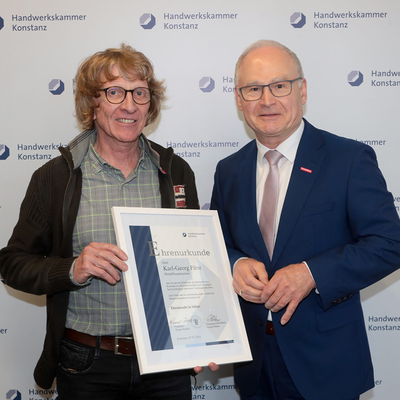 Ehrung während der Sachverständigentagung 2024 der Handwerkskammer Konstanz.