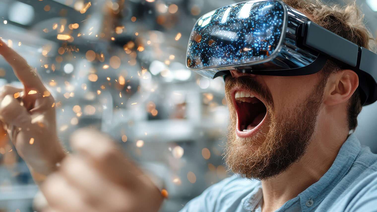 Ein Mann mit VR-Brille