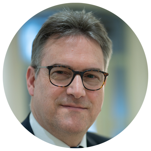 Rundes Portrait von Georg Hiltner