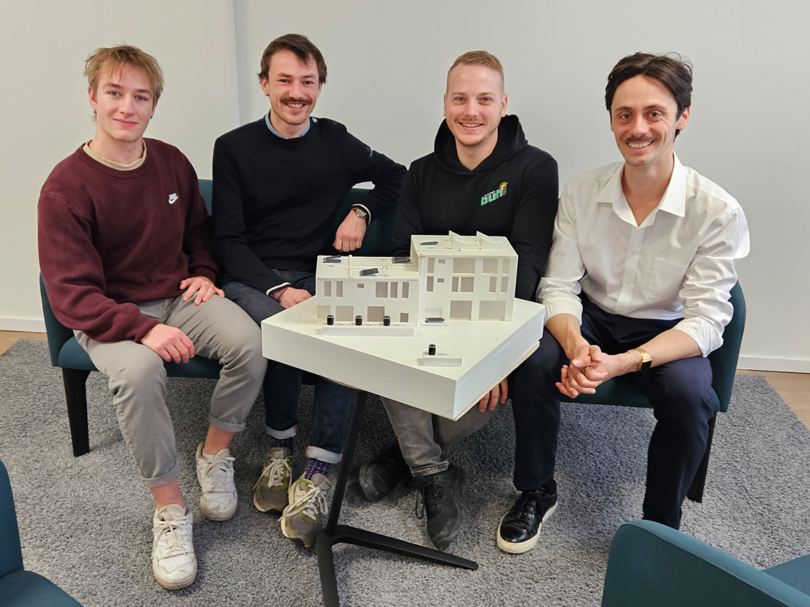 Gruppenbild Mitarbeiter Levo und Buhl.