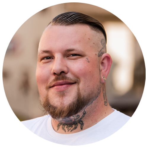 Portrait von Julian Besemann, Linke-Kandidat für die Landtagswahl 2026, Wahlkreis Waldshut.